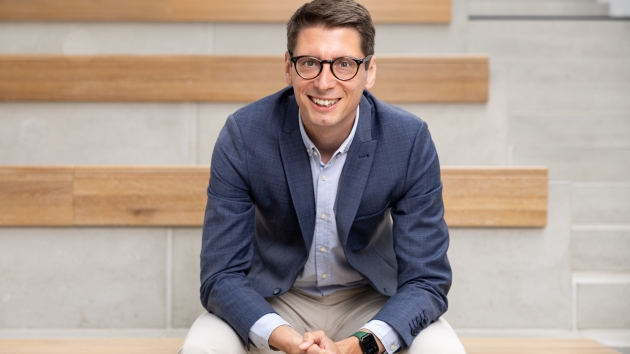 Retailer werden Media-Publisher - Christian Raveaux ist Head of Customer Insights & Media Rewe Group in Köln - Quelle: Rewe